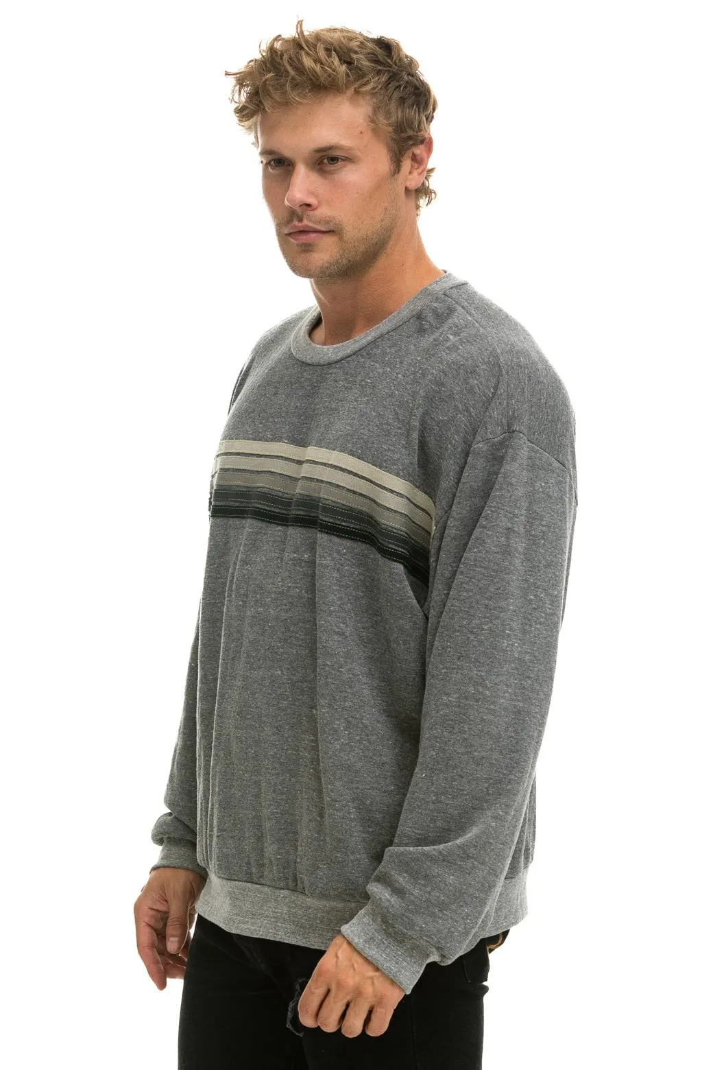 5 STRIPE RELAXED CREW SWEATSHIRT - HEATHER // GREY