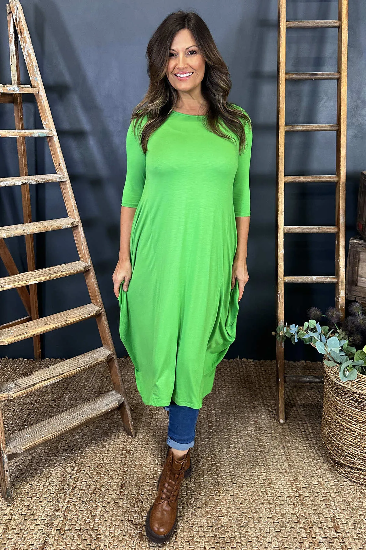 Boswin Seam Dress Green