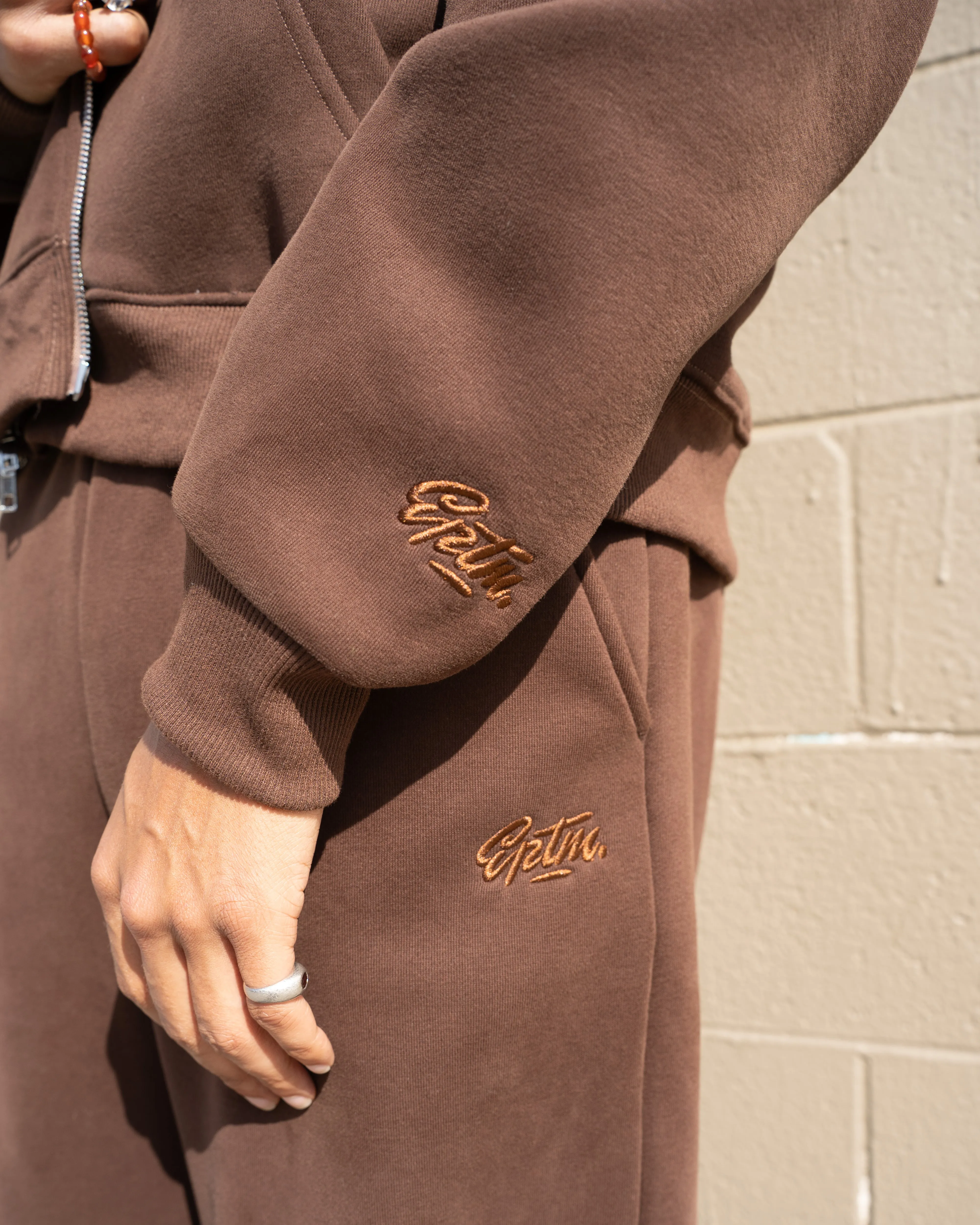 EPTM PERFECT BAGGY FLEECE PANTS - BROWN