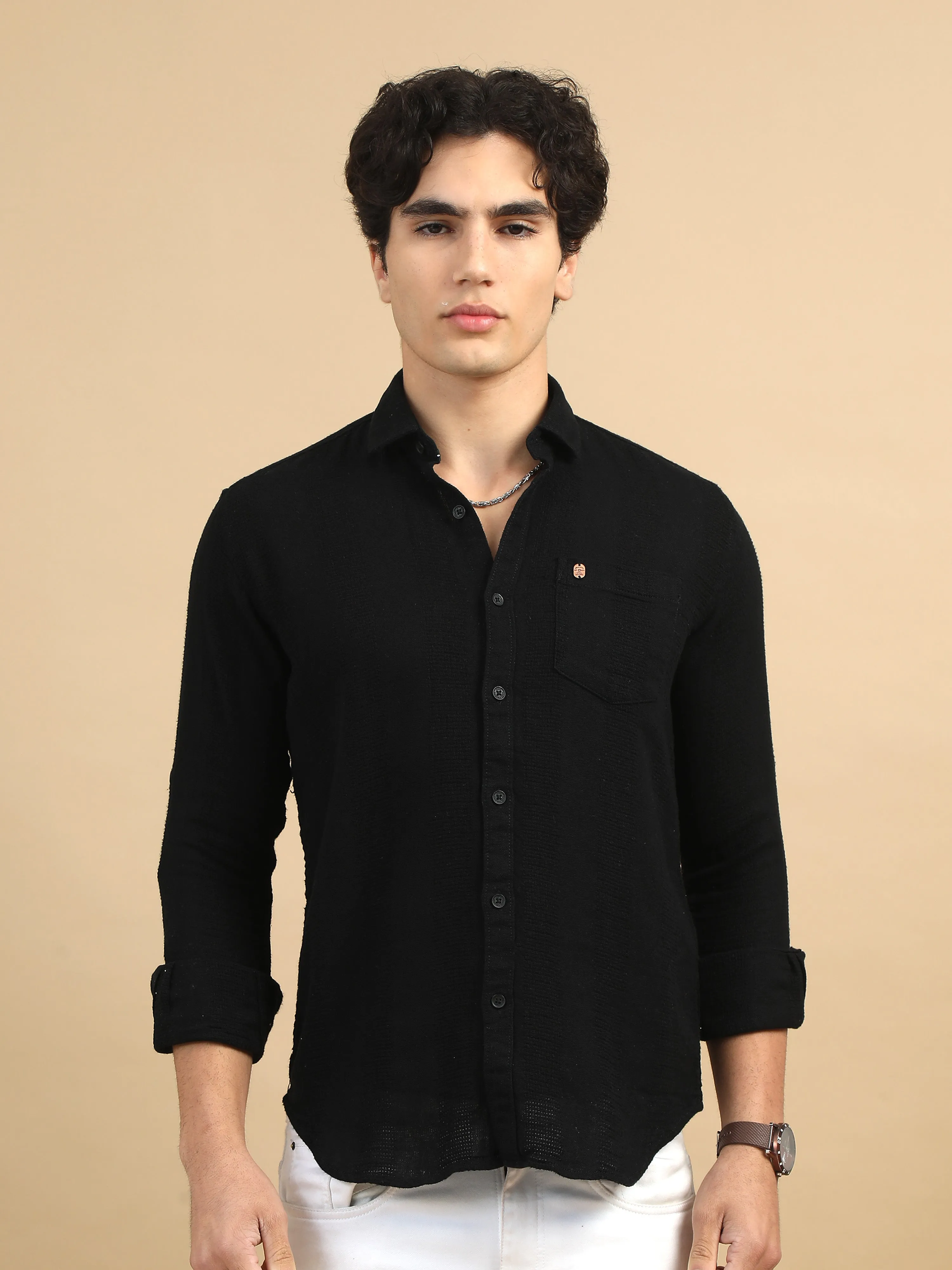 Men Black Slim Fit Textured Full Sleeve Casual Shirt