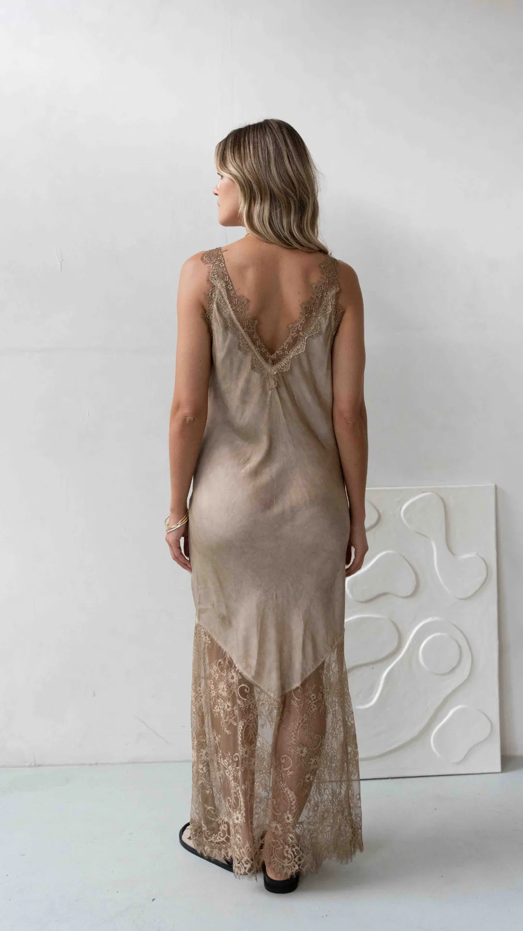 SOLANGE SLIP DRESS - SAND