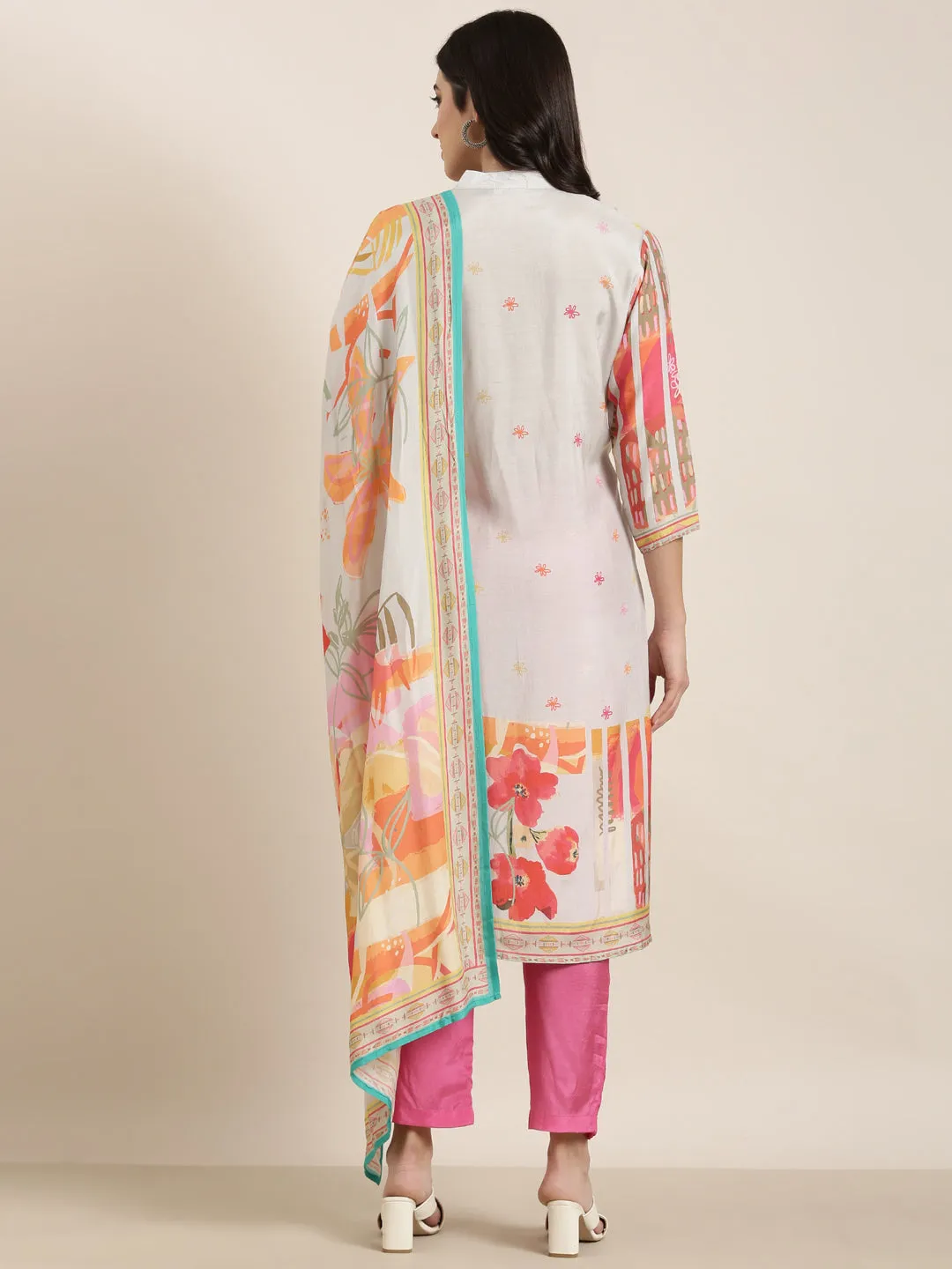 Women Straight Grey Floral Kurta and Trousers Set Comes With Dupatta